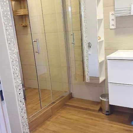 Σπίτι διακοπών Dom Na Skarpie - Ucieczka Na Wies - Samodzielne Wejscie Na Szyfr, 100m2