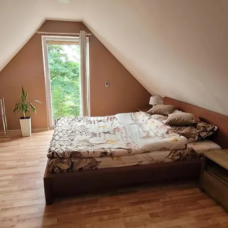 Dom Na Skarpie - Ucieczka Na Wies - Samodzielne Wejscie Na Szyfr, 100m2 Vakantiehuis