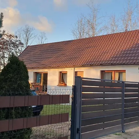 Semesterbostad Dom Na Skarpie - Ucieczka Na Wies - Samodzielne Wejscie Na Szyfr, 100m2 *