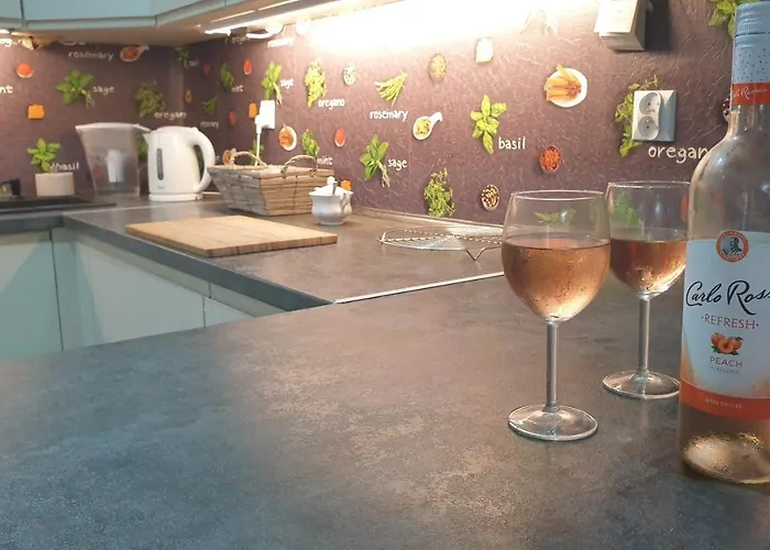 Semesterbostad Dom Na Skarpie - Ucieczka Na Wies - Samodzielne Wejscie Na Szyfr, 100m2 Drazek