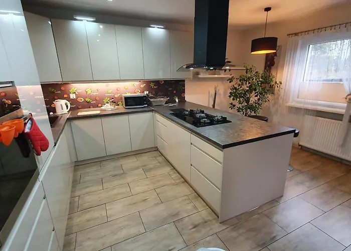 بيت للعطل Dom Na Skarpie - Ucieczka Na Wies - Samodzielne Wejscie Na Szyfr, 100m2 *